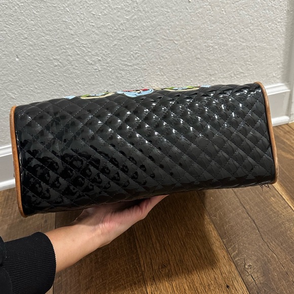 Consuela Ezzy Classic Tote - Picture 8 of 16